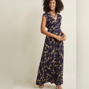 ModCloth Serene Dream Maxi Dress in Navy Blossom - Small